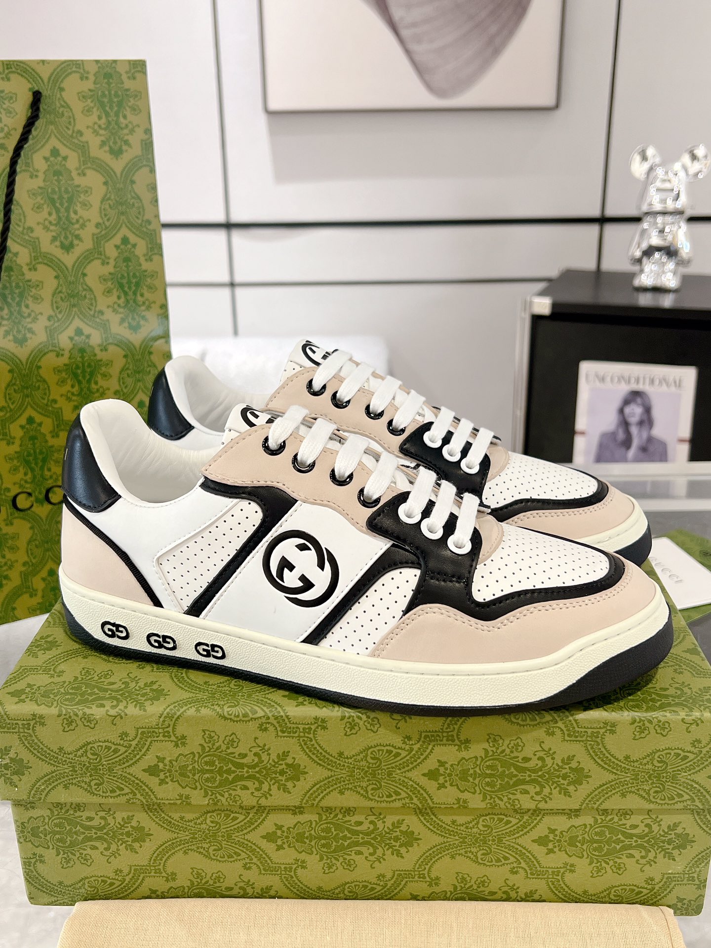 20251021/Gucci_251021-1